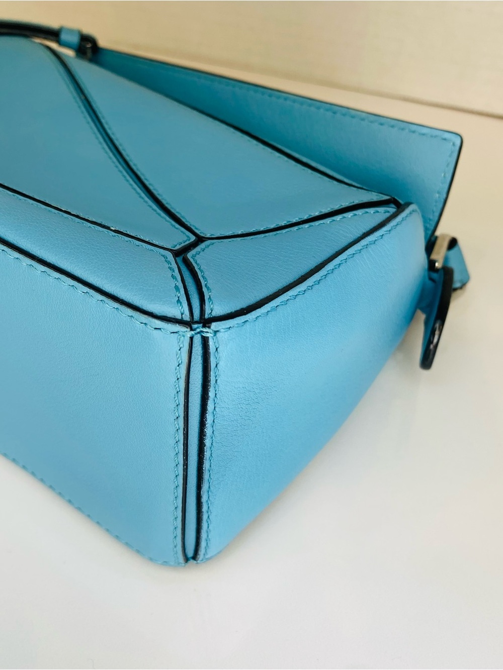 Women's Loewe Puzzle bag mini Blue Leather Top-Handle Bag - Picture 7 of 12